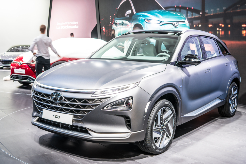 6 марта 2018 года: Hyundai Nexo с двигателем на топливных элементах (дистанция до 800 км), Женевский автосалон. Фото: Shutterstock 6 марта 2018 года: Hyundai Nexo с двигателем на топливных элементах (дистанция до 800 км), Женевский автосалон. Фото: Shutterstock